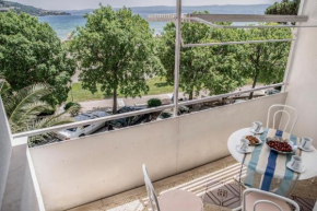 Отель Apartment Beach  Омиш